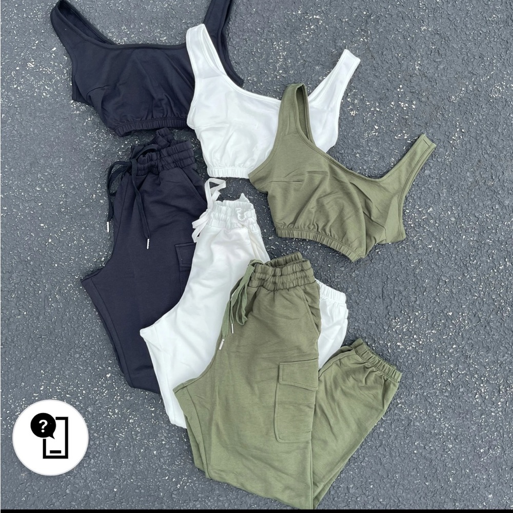 BRAND NEW WITH TAGS ARMY GREEN cargo pant 2 piece set